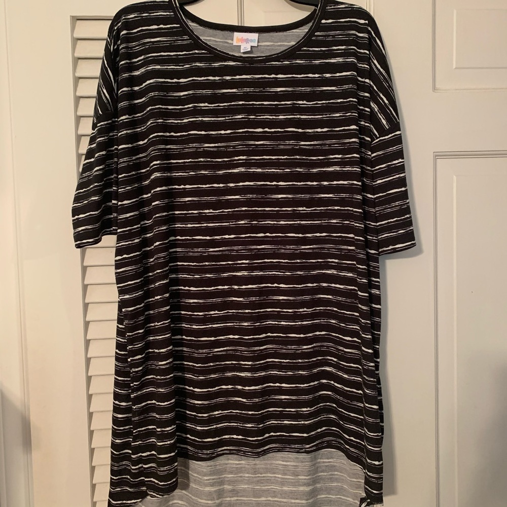 LulaRoe Irma Top